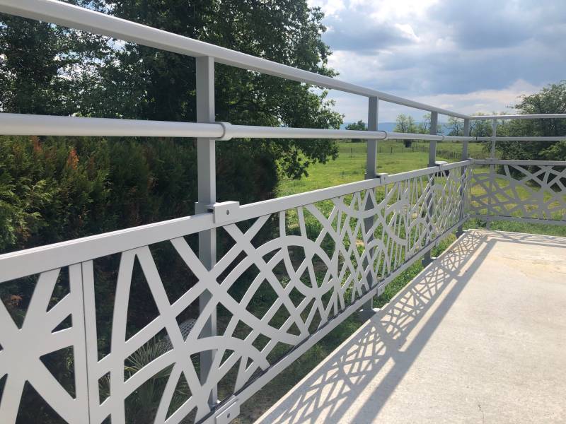 FABRICATION ET POSE DE GARDE-CORPS SUR MESURE DANS LA LOIRE