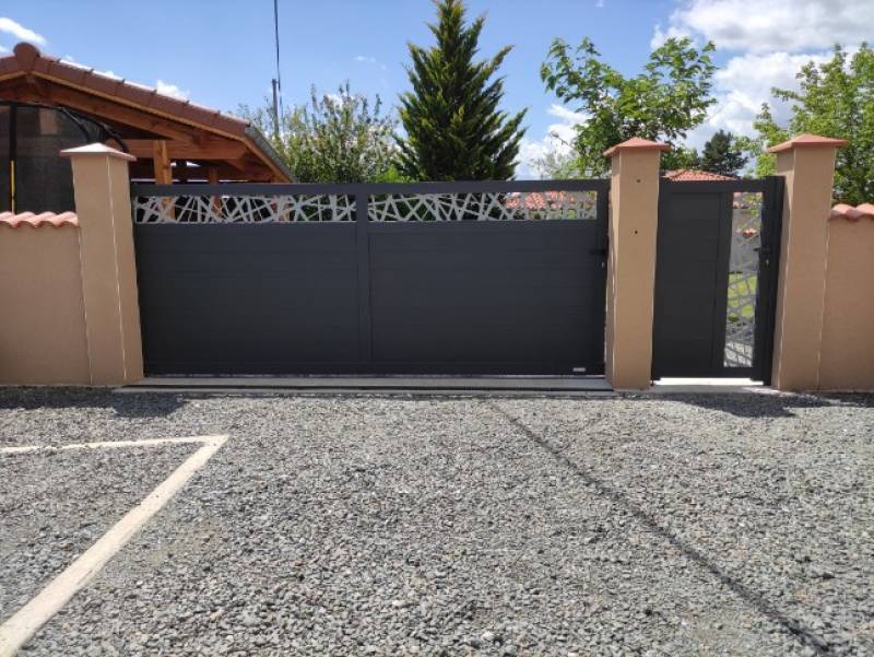 PORTAIL SUR MESURE By ATELIER CIA