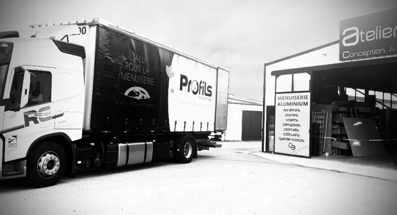Fabrication et pose de pergola et d'abri voiture à Montrond-les-Bains dans la Loire